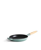 Frigideira de Ferro Fundido 28 cm de diâmetro Verde Retro com Cabo de Madeira